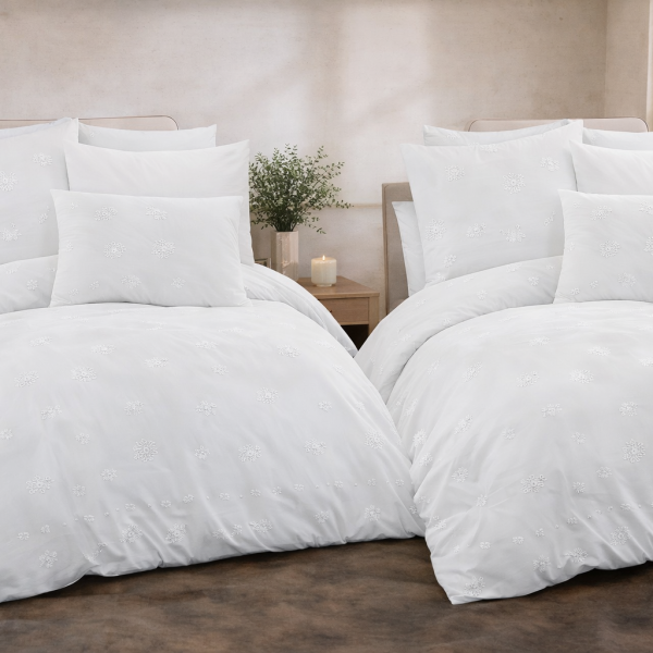 طقم 4 قطع موديل في 8 كبير لوتس