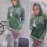 بيجامة قطيفة نور تكس قطة علي الصدر بنطلون كاروهات