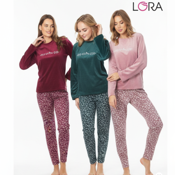 بيجامه فلورا قطيفه كتابه ع الصدر بنطلون مشجر 1302