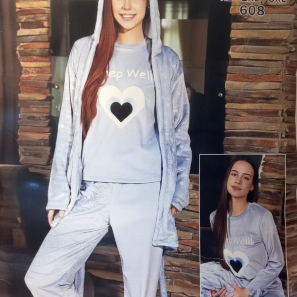 بيجامة قطيفة جودي 3 قطع قلب علي الصدر