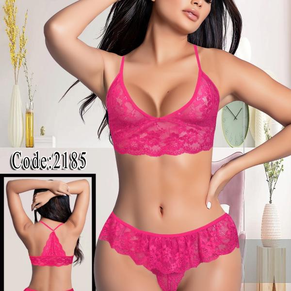 طقم برا+اندر دانتيل فتحة من الصدر