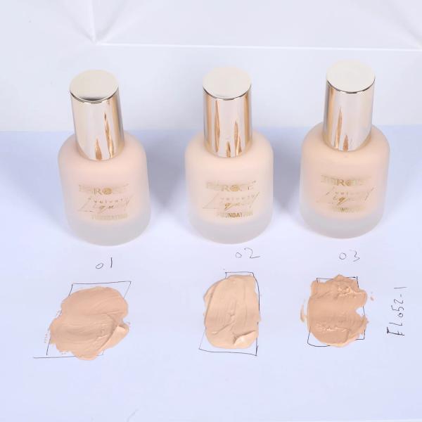 فونديشن بي بي روز علبه بيج  رقم 052