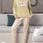 بيجامه فلورا قطيفه كتابه ع الصدر بنطلون كاروهات 1307