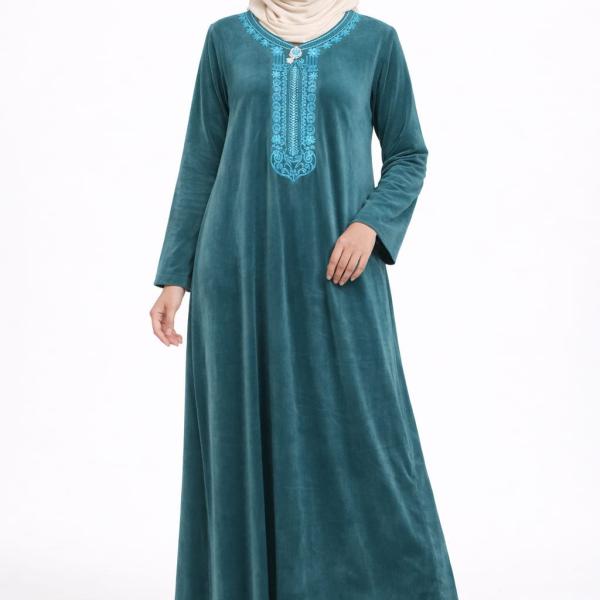 عباية كراون تطريز على الصدر قطيفة خاص